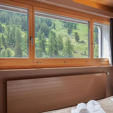 Appartamento Rosablanche C51 By Interhome