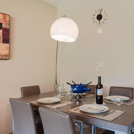 Appartamento Rosablanche C51 By Interhome